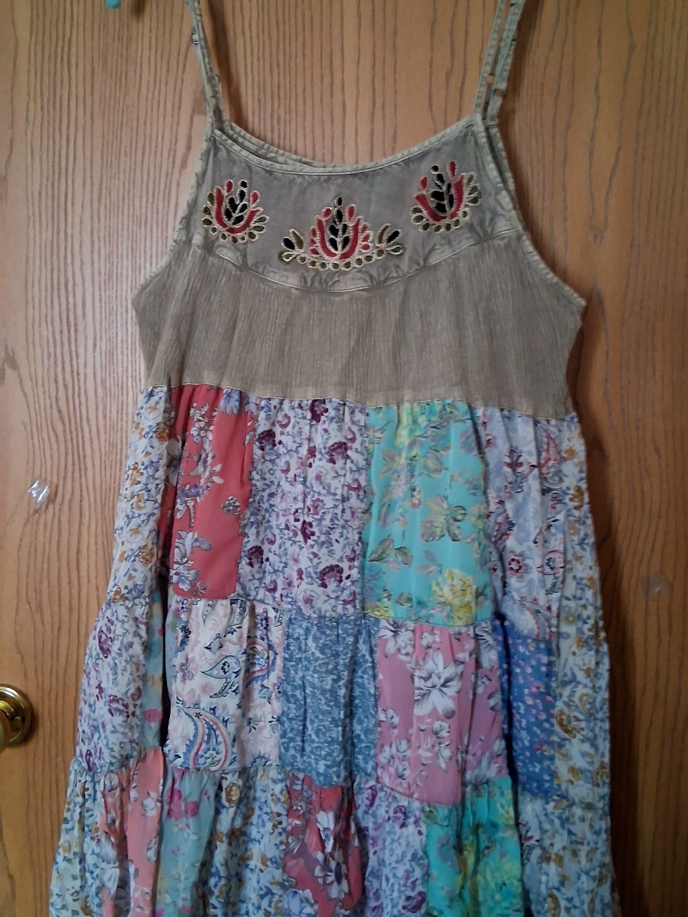 Young Threads Boho Patchwork Midi Dress in Olive and Floral Sz L - Picture 4 of 12